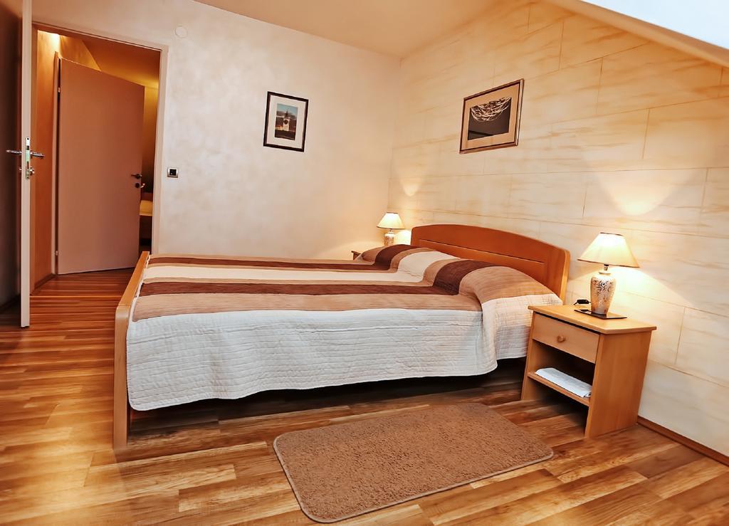Apartmani Amaro Novi Sad Rom bilde